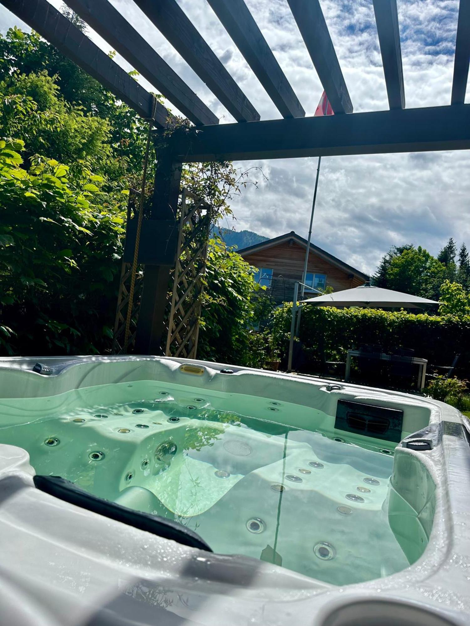 The Swiss Paradise 2 Apartment With Garden, Whirlpool, And Mountain Panorama Wirzweli Exterior foto